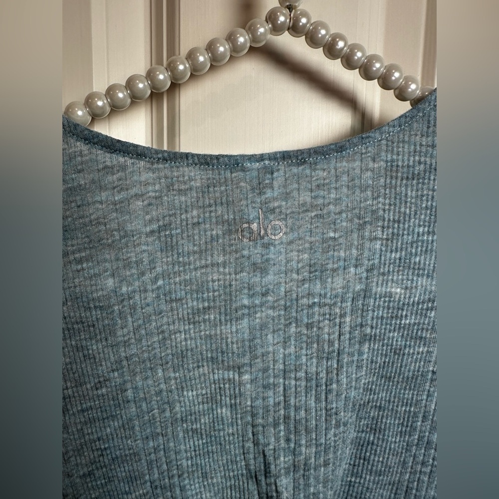 ALO Yoga blue Short Sleeve Top - Picture 6 of 8